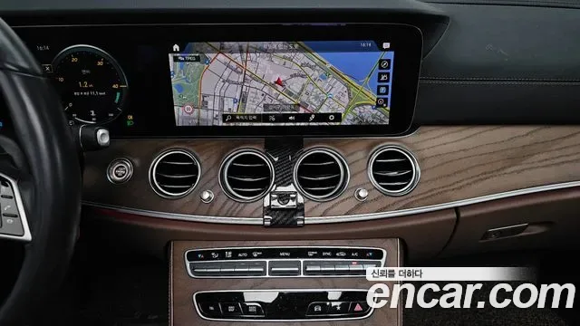 Mercedes-Benz E-Class E250, миниатюра 22