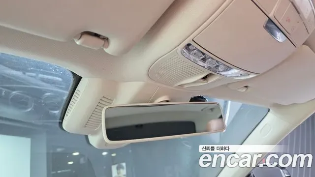 Mercedes-Benz E-Class E300, миниатюра 3