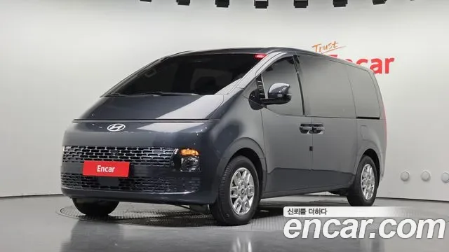 Hyundai Staria HEV 1.6 11 мест Modern