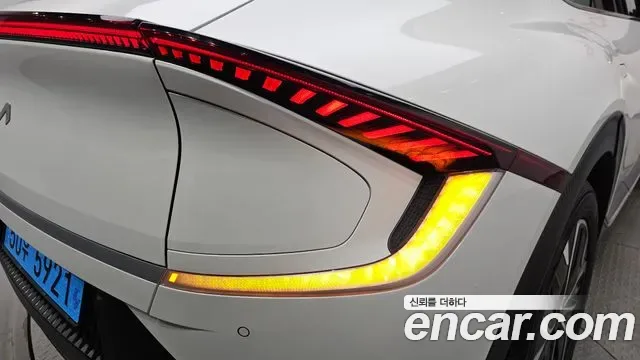 Kia EV6, миниатюра 7