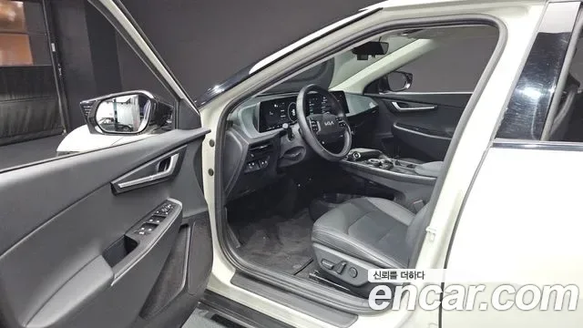Kia EV6, миниатюра 12