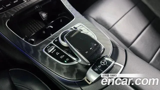 Mercedes-Benz E-Class E250, миниатюра 12
