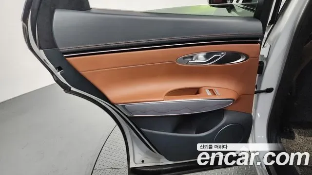 Genesis GV70 2.5T бензин AWD ( ), миниатюра 21