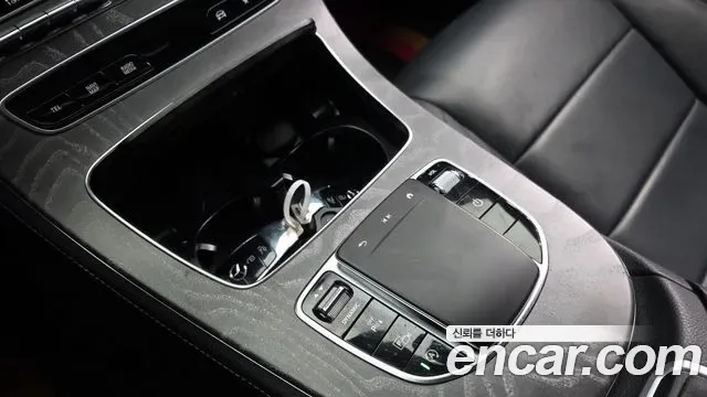 Mercedes-Benz E-Class E350 4MATIC AMG Line, миниатюра 20