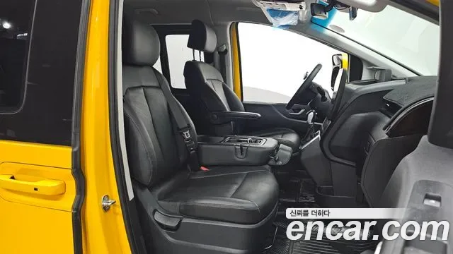 Hyundai Staria L3.5 15 мест, миниатюра 9