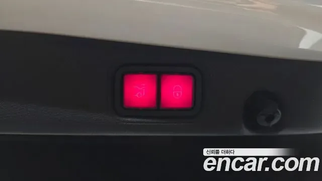 Mercedes-Benz E-Class E450 4MATIC, миниатюра 4