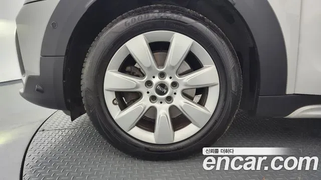 MINI Cooper ALL4 II, миниатюра 25