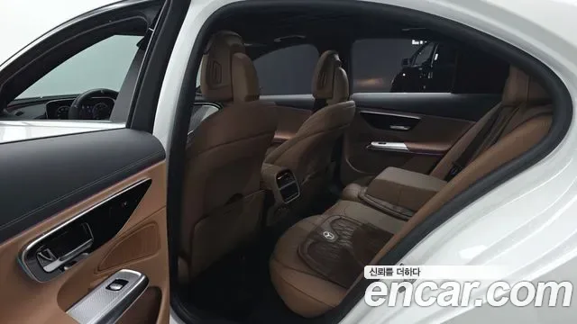 Mercedes-Benz E-Class E220d 4MATIC, миниатюра 13