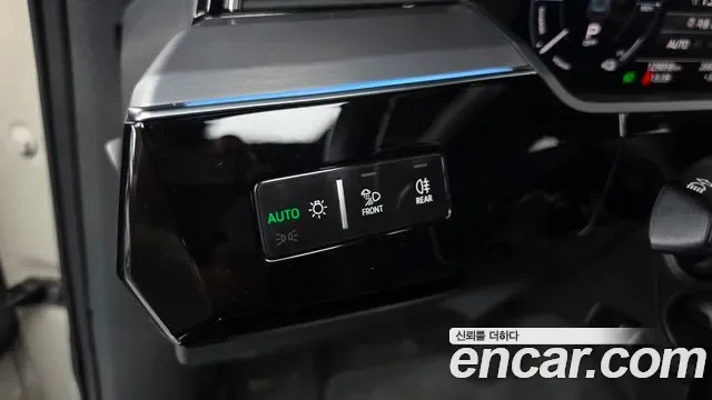 Audi e-, миниатюра 18