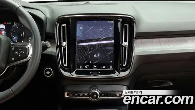Volvo XC40 B4, миниатюра 16