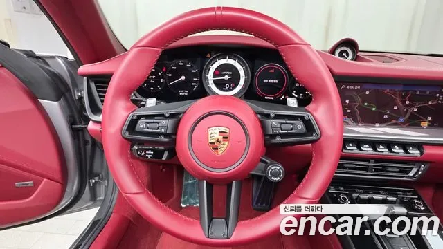 Porsche 911 4 GTS, миниатюра 10