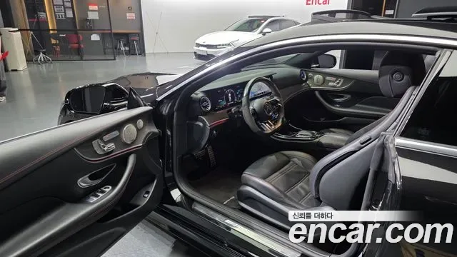 Mercedes-Benz E-Class E53 AMG 4MATIC+, миниатюра 4