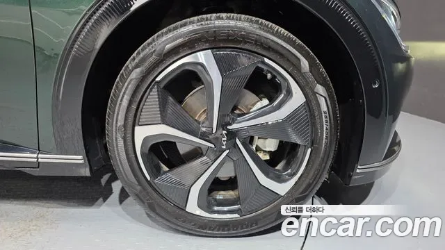 Kia EV6, миниатюра 8