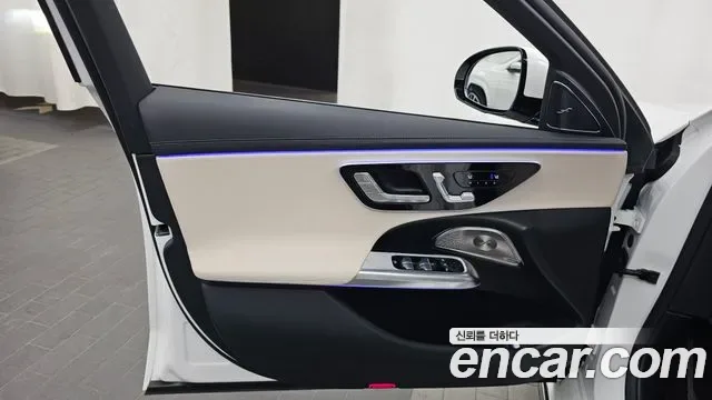 Mercedes-Benz E-Class E300 4MATIC AMG Line, миниатюра 15