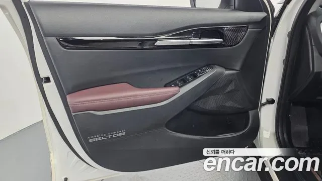 Kia Seltos бензин 1.6 Turbo 2WD Signature, миниатюра 18