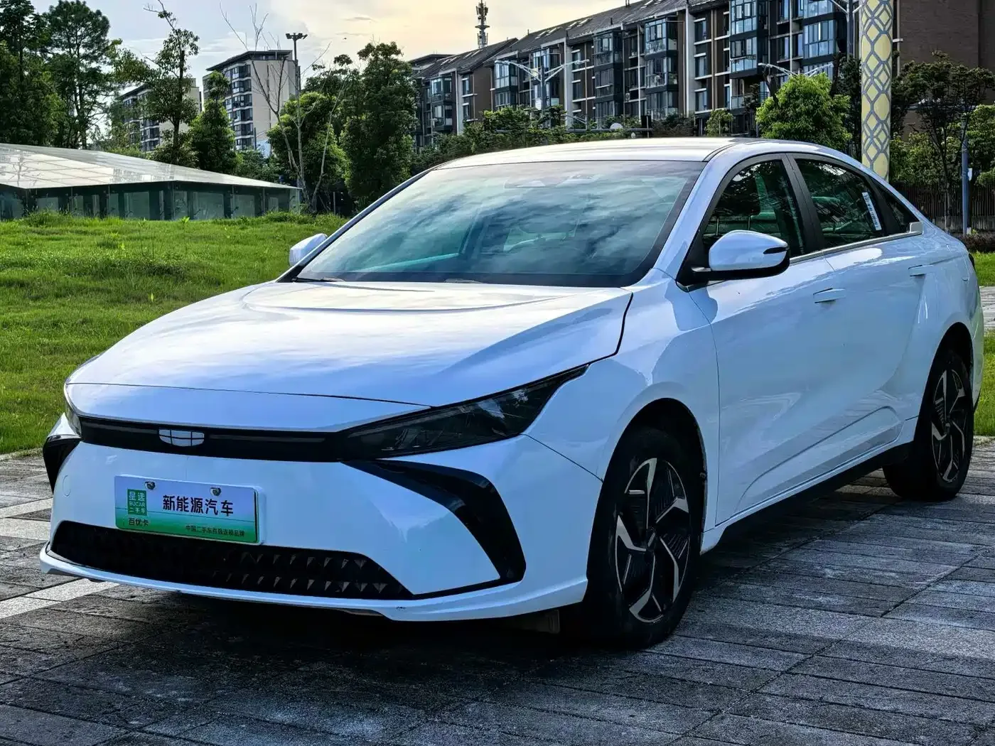 Geely G6