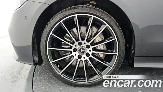 Mercedes-Benz E-Class E450 4MATIC, миниатюра 17
