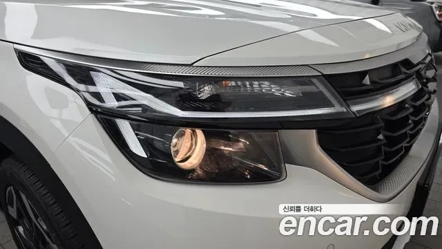 Kia Seltos бензин 2.0 2WD Prestige, миниатюра 4