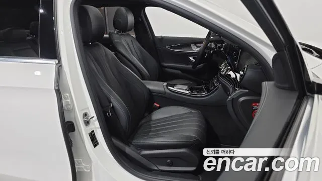 Mercedes-Benz E-Class E450 4MATIC, миниатюра 29