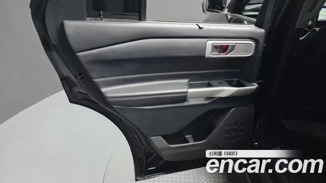 Ford Explorer 3.0 PHEV, миниатюра 14
