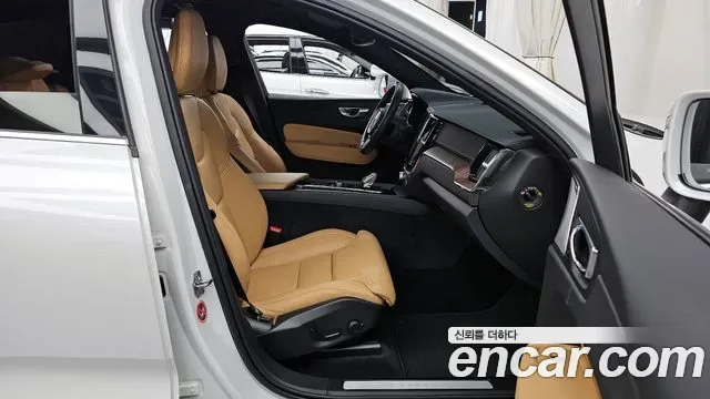 Volvo XC60 B6, миниатюра 17