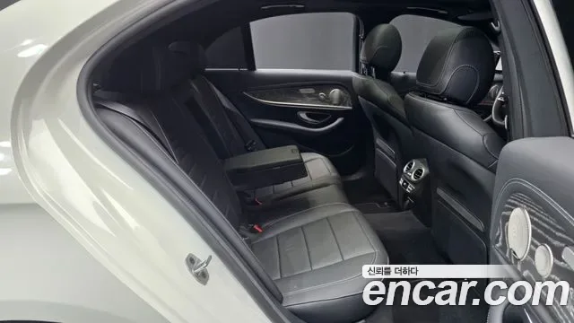 Mercedes-Benz E-Class E350 4MATIC AMG Line, миниатюра 23