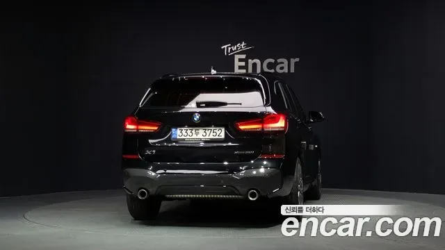 BMW X1 xDrive 20i M, миниатюра 6