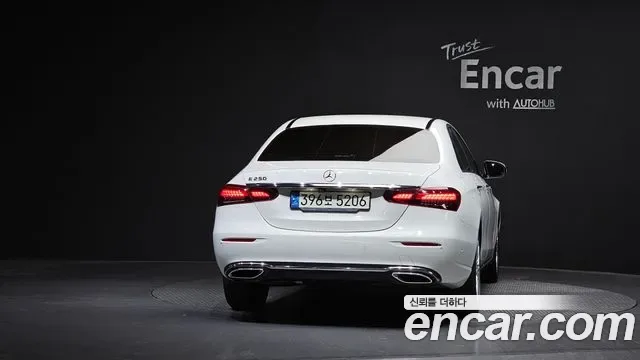 Mercedes-Benz E-Class E250, миниатюра 16