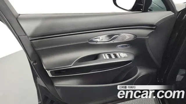 Genesis GV70 2.5T бензин AWD ( ), миниатюра 30
