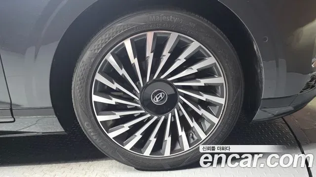 Hyundai Grandeur Calligraphy, миниатюра 26