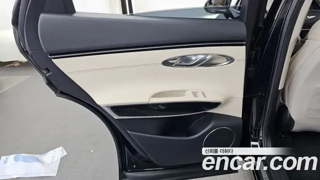 Genesis GV70 2.5T бензин 2WD ( ), миниатюра 5