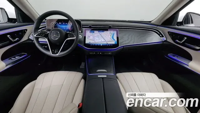 Mercedes-Benz E-Class E200, миниатюра 28