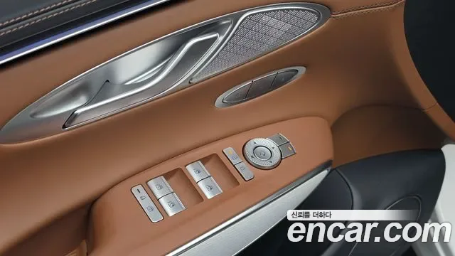 Genesis GV70 2.5T бензин AWD ( ), миниатюра 10