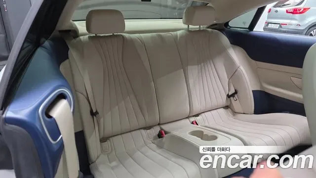 Mercedes-Benz E-Class E300d 4MATIC, миниатюра 7