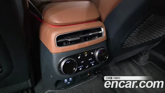 Genesis GV70 2.5T бензин AWD ( ), миниатюра 30