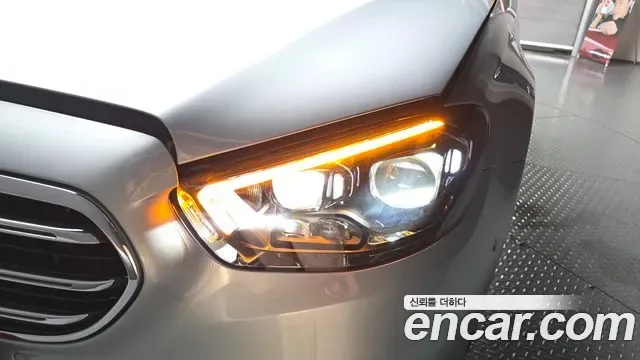 Mercedes-Benz E-Class E250, миниатюра 30