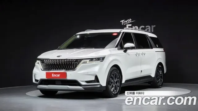 Kia Carnival дизель 9 мест Prestige