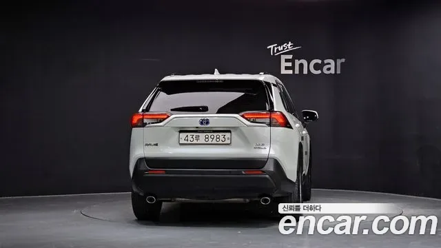 Toyota RAV4 2.5 2WD гибрид, миниатюра 16