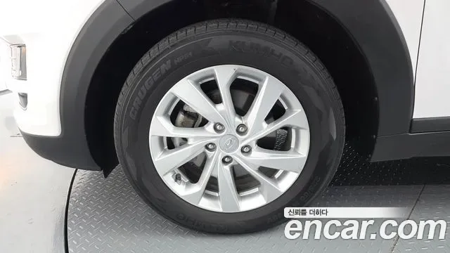 Hyundai TUCSON дизель 2.0 2WD, миниатюра 13