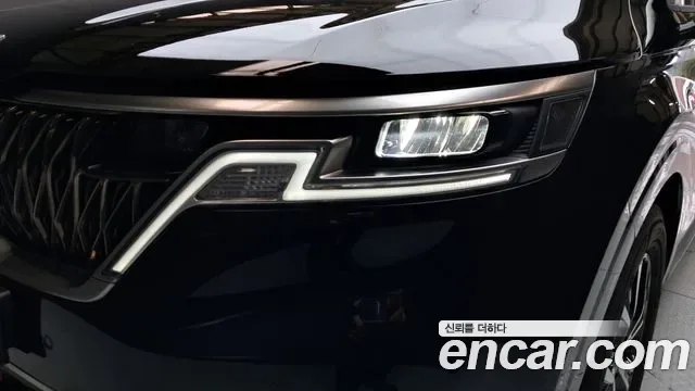 Kia Carnival дизель 9 мест, миниатюра 9