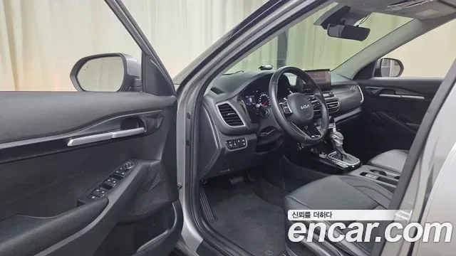 Kia Seltos дизель 1.6 2WD Prestige, миниатюра 5