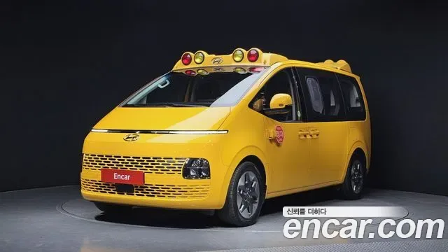 Hyundai Staria L3.5 11 мест