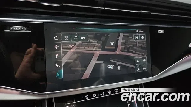 Audi Q8 50 TDI Premium, миниатюра 3