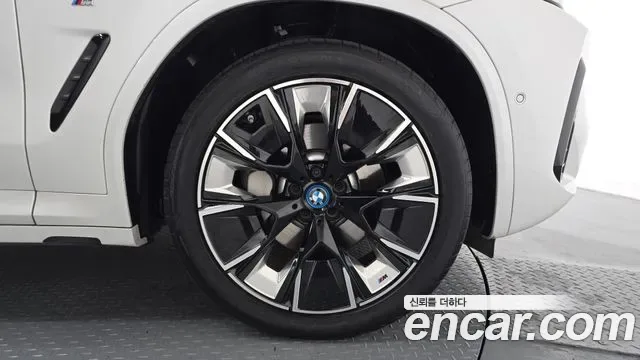 BMW iX3 M, миниатюра 4
