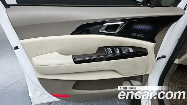 Kia Carnival дизель 9 мест ( ), миниатюра 3