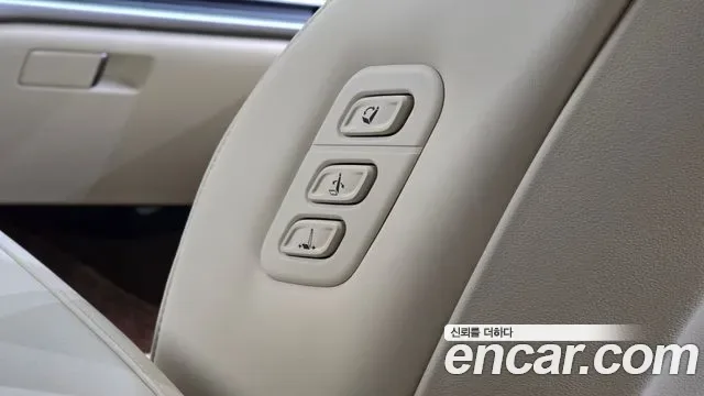 Hyundai Grandeur Calligraphy, миниатюра 3