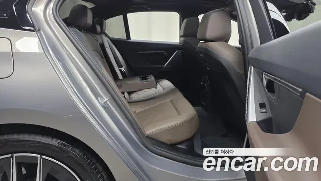BMW 5 (G60) 520i M, миниатюра 17