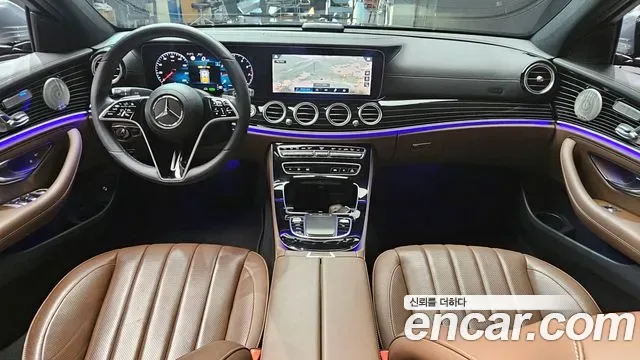 Mercedes-Benz E-Class E450 4MATIC, миниатюра 18