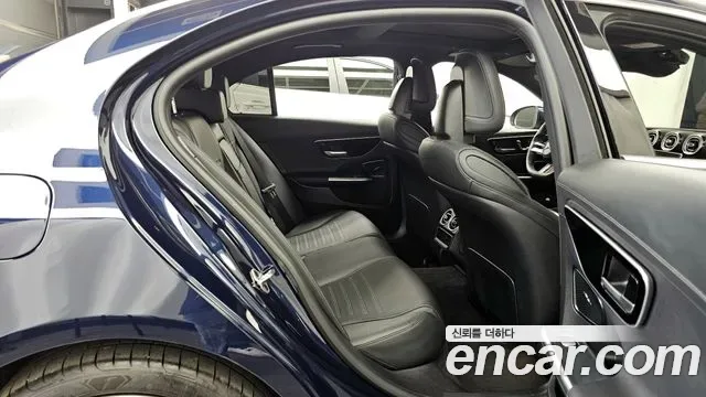 Mercedes-Benz C-Class C300 AMG Line, миниатюра 4
