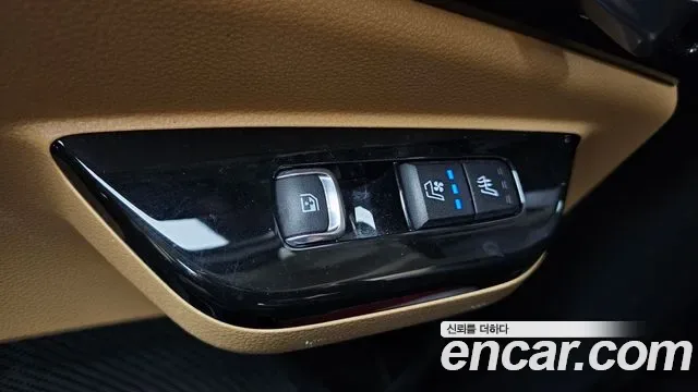 Kia Carnival дизель 7 мест Signature, миниатюра 3